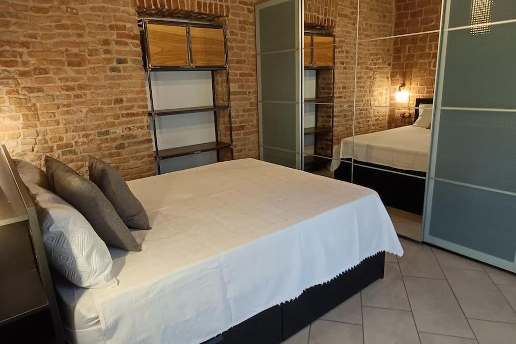 Piazza Statuto-Appartamento Tra Le Mura A-C E Wi-Fi Asti Exteriér fotografie