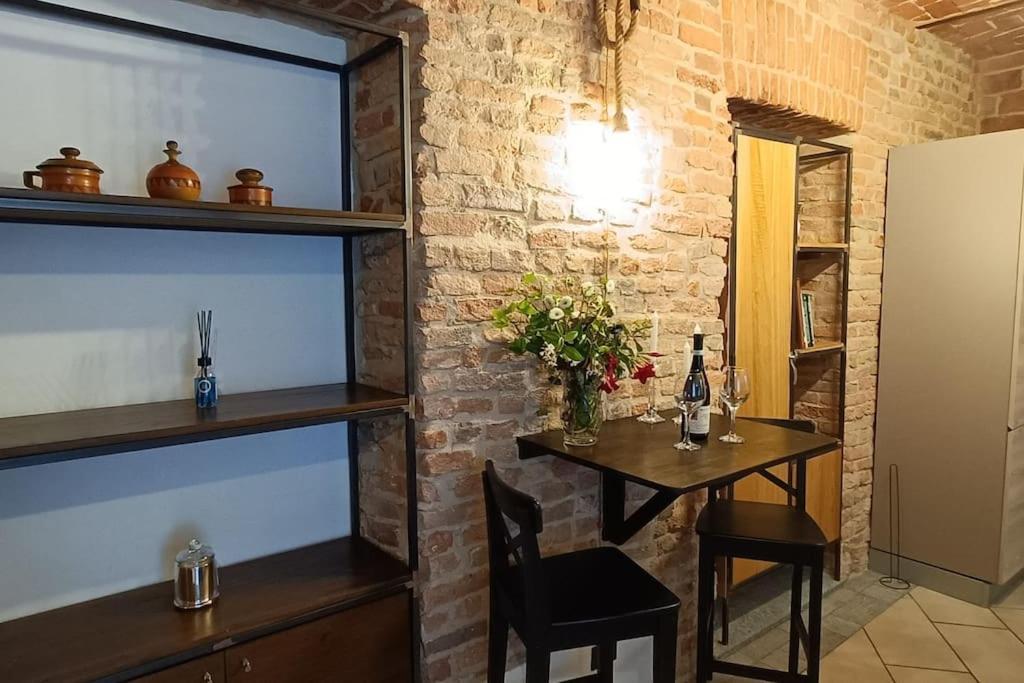 Piazza Statuto-Appartamento Tra Le Mura A-C E Wi-Fi Asti Exteriér fotografie